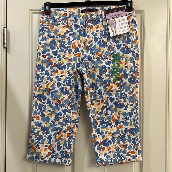 Gloria Vanderbilt Pants - Gloria Vanderbilt ladies capris